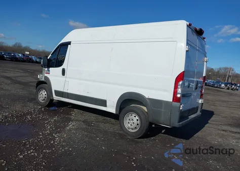 2018 Ram Promaster 1500 High Roof 136 Wb z USA, uszkodzony, nr VIN 3C6TRVBG4JE158030